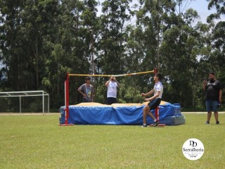 
<a style='margin-left: 5px;' class='btn btn-xs btn-social btn-facebook' href='https://www.facebook.com/sharer/sharer.php?u=https://www.boladovale.com.br/imgs/800-800-90/conteudo/fotos/1742/img9722.jpg' rel='popup' data-width='500' data-height='400'><i class='fa fa-facebook'></i>Compartilhar <span class='hidden-xs'>no Facebook</span>
</a> 
<a class='btn btn-default btn-xs' target='_blank' href='imgs/800-800-90/conteudo/fotos/1742/img9722.jpg'>
<span class='glyphicon glyphicon-cloud-download'></span> Salvar
</a> 
<span></span>