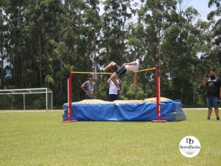 
<a style='margin-left: 5px;' class='btn btn-xs btn-social btn-facebook' href='https://www.facebook.com/sharer/sharer.php?u=https://www.boladovale.com.br/imgs/800-800-90/conteudo/fotos/1742/img9725.jpg' rel='popup' data-width='500' data-height='400'><i class='fa fa-facebook'></i>Compartilhar <span class='hidden-xs'>no Facebook</span>
</a> 
<a class='btn btn-default btn-xs' target='_blank' href='imgs/800-800-90/conteudo/fotos/1742/img9725.jpg'>
<span class='glyphicon glyphicon-cloud-download'></span> Salvar
</a> 
<span></span>