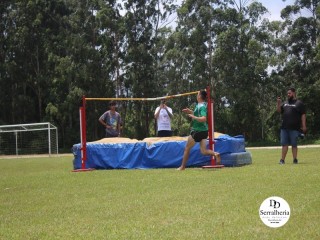 
<a style='margin-left: 5px;' class='btn btn-xs btn-social btn-facebook' href='https://www.facebook.com/sharer/sharer.php?u=https://www.boladovale.com.br/imgs/800-800-90/conteudo/fotos/1742/img9728.jpg' rel='popup' data-width='500' data-height='400'><i class='fa fa-facebook'></i>Compartilhar <span class='hidden-xs'>no Facebook</span>
</a> 
<a class='btn btn-default btn-xs' target='_blank' href='imgs/800-800-90/conteudo/fotos/1742/img9728.jpg'>
<span class='glyphicon glyphicon-cloud-download'></span> Salvar
</a> 
<span></span>