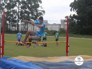 
<a style='margin-left: 5px;' class='btn btn-xs btn-social btn-facebook' href='https://www.facebook.com/sharer/sharer.php?u=https://www.boladovale.com.br/imgs/800-800-90/conteudo/fotos/1742/img9772.jpg' rel='popup' data-width='500' data-height='400'><i class='fa fa-facebook'></i>Compartilhar <span class='hidden-xs'>no Facebook</span>
</a> 
<a class='btn btn-default btn-xs' target='_blank' href='imgs/800-800-90/conteudo/fotos/1742/img9772.jpg'>
<span class='glyphicon glyphicon-cloud-download'></span> Salvar
</a> 
<span></span>