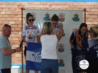 
<a style='margin-left: 5px;' class='btn btn-xs btn-social btn-facebook' href='https://www.facebook.com/sharer/sharer.php?u=https://www.boladovale.com.br/imgs/800-800-90/conteudo/fotos/1743/img9683.jpg' rel='popup' data-width='500' data-height='400'><i class='fa fa-facebook'></i>Compartilhar <span class='hidden-xs'>no Facebook</span>
</a> 
<a class='btn btn-default btn-xs' target='_blank' href='imgs/800-800-90/conteudo/fotos/1743/img9683.jpg'>
<span class='glyphicon glyphicon-cloud-download'></span> Salvar
</a> 
<span></span>