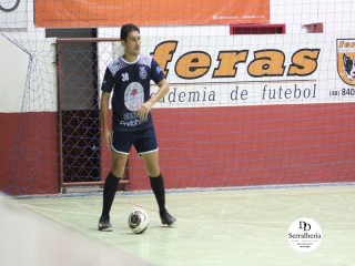 
<a style='margin-left: 5px;' class='btn btn-xs btn-social btn-facebook' href='https://www.facebook.com/sharer/sharer.php?u=https://www.boladovale.com.br/imgs/800-800-90/conteudo/fotos/1746/img9998.jpg' rel='popup' data-width='500' data-height='400'><i class='fa fa-facebook'></i>Compartilhar <span class='hidden-xs'>no Facebook</span>
</a> 
<a class='btn btn-default btn-xs' target='_blank' href='imgs/800-800-90/conteudo/fotos/1746/img9998.jpg'>
<span class='glyphicon glyphicon-cloud-download'></span> Salvar
</a> 
<span></span>