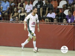 
<a style='margin-left: 5px;' class='btn btn-xs btn-social btn-facebook' href='https://www.facebook.com/sharer/sharer.php?u=https://www.boladovale.com.br/imgs/800-800-90/conteudo/fotos/1747/img0104.jpg' rel='popup' data-width='500' data-height='400'><i class='fa fa-facebook'></i>Compartilhar <span class='hidden-xs'>no Facebook</span>
</a> 
<a class='btn btn-default btn-xs' target='_blank' href='imgs/800-800-90/conteudo/fotos/1747/img0104.jpg'>
<span class='glyphicon glyphicon-cloud-download'></span> Salvar
</a> 
<span></span>