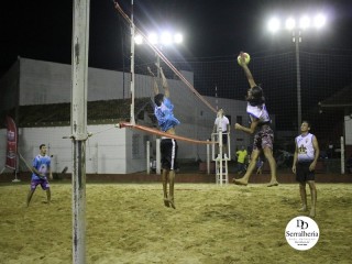 
<a style='margin-left: 5px;' class='btn btn-xs btn-social btn-facebook' href='https://www.facebook.com/sharer/sharer.php?u=https://www.boladovale.com.br/imgs/800-800-90/conteudo/fotos/1748/img0017.jpg' rel='popup' data-width='500' data-height='400'><i class='fa fa-facebook'></i>Compartilhar <span class='hidden-xs'>no Facebook</span>
</a> 
<a class='btn btn-default btn-xs' target='_blank' href='imgs/800-800-90/conteudo/fotos/1748/img0017.jpg'>
<span class='glyphicon glyphicon-cloud-download'></span> Salvar
</a> 
<span></span>
