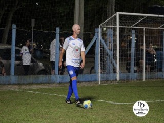 
<a style='margin-left: 5px;' class='btn btn-xs btn-social btn-facebook' href='https://www.facebook.com/sharer/sharer.php?u=https://www.boladovale.com.br/imgs/800-800-90/conteudo/fotos/1750/img0246.jpg' rel='popup' data-width='500' data-height='400'><i class='fa fa-facebook'></i>Compartilhar <span class='hidden-xs'>no Facebook</span>
</a> 
<a class='btn btn-default btn-xs' target='_blank' href='imgs/800-800-90/conteudo/fotos/1750/img0246.jpg'>
<span class='glyphicon glyphicon-cloud-download'></span> Salvar
</a> 
<span></span>