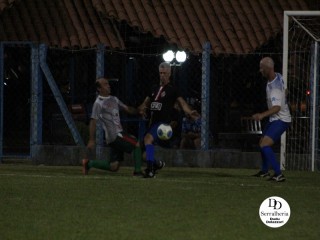
<a style='margin-left: 5px;' class='btn btn-xs btn-social btn-facebook' href='https://www.facebook.com/sharer/sharer.php?u=https://www.boladovale.com.br/imgs/800-800-90/conteudo/fotos/1750/img0318.jpg' rel='popup' data-width='500' data-height='400'><i class='fa fa-facebook'></i>Compartilhar <span class='hidden-xs'>no Facebook</span>
</a> 
<a class='btn btn-default btn-xs' target='_blank' href='imgs/800-800-90/conteudo/fotos/1750/img0318.jpg'>
<span class='glyphicon glyphicon-cloud-download'></span> Salvar
</a> 
<span></span>