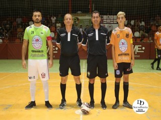 
<a style='margin-left: 5px;' class='btn btn-xs btn-social btn-facebook' href='https://www.facebook.com/sharer/sharer.php?u=https://www.boladovale.com.br/imgs/800-800-90/conteudo/fotos/1753/img0551.jpg' rel='popup' data-width='500' data-height='400'><i class='fa fa-facebook'></i>Compartilhar <span class='hidden-xs'>no Facebook</span>
</a> 
<a class='btn btn-default btn-xs' target='_blank' href='imgs/800-800-90/conteudo/fotos/1753/img0551.jpg'>
<span class='glyphicon glyphicon-cloud-download'></span> Salvar
</a> 
<span></span>