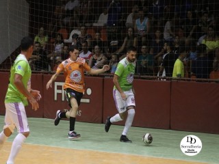 
<a style='margin-left: 5px;' class='btn btn-xs btn-social btn-facebook' href='https://www.facebook.com/sharer/sharer.php?u=https://www.boladovale.com.br/imgs/800-800-90/conteudo/fotos/1753/img0572.jpg' rel='popup' data-width='500' data-height='400'><i class='fa fa-facebook'></i>Compartilhar <span class='hidden-xs'>no Facebook</span>
</a> 
<a class='btn btn-default btn-xs' target='_blank' href='imgs/800-800-90/conteudo/fotos/1753/img0572.jpg'>
<span class='glyphicon glyphicon-cloud-download'></span> Salvar
</a> 
<span></span>