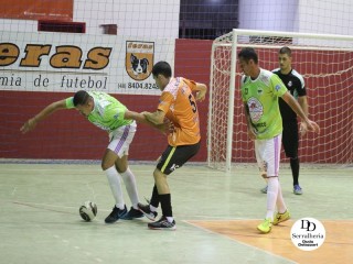 
<a style='margin-left: 5px;' class='btn btn-xs btn-social btn-facebook' href='https://www.facebook.com/sharer/sharer.php?u=https://www.boladovale.com.br/imgs/800-800-90/conteudo/fotos/1753/img0598.jpg' rel='popup' data-width='500' data-height='400'><i class='fa fa-facebook'></i>Compartilhar <span class='hidden-xs'>no Facebook</span>
</a> 
<a class='btn btn-default btn-xs' target='_blank' href='imgs/800-800-90/conteudo/fotos/1753/img0598.jpg'>
<span class='glyphicon glyphicon-cloud-download'></span> Salvar
</a> 
<span></span>