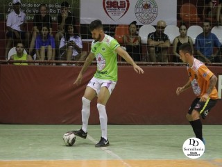 
<a style='margin-left: 5px;' class='btn btn-xs btn-social btn-facebook' href='https://www.facebook.com/sharer/sharer.php?u=https://www.boladovale.com.br/imgs/800-800-90/conteudo/fotos/1753/img0606.jpg' rel='popup' data-width='500' data-height='400'><i class='fa fa-facebook'></i>Compartilhar <span class='hidden-xs'>no Facebook</span>
</a> 
<a class='btn btn-default btn-xs' target='_blank' href='imgs/800-800-90/conteudo/fotos/1753/img0606.jpg'>
<span class='glyphicon glyphicon-cloud-download'></span> Salvar
</a> 
<span></span>
