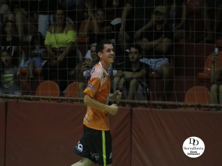 
<a style='margin-left: 5px;' class='btn btn-xs btn-social btn-facebook' href='https://www.facebook.com/sharer/sharer.php?u=https://www.boladovale.com.br/imgs/800-800-90/conteudo/fotos/1753/img0631.jpg' rel='popup' data-width='500' data-height='400'><i class='fa fa-facebook'></i>Compartilhar <span class='hidden-xs'>no Facebook</span>
</a> 
<a class='btn btn-default btn-xs' target='_blank' href='imgs/800-800-90/conteudo/fotos/1753/img0631.jpg'>
<span class='glyphicon glyphicon-cloud-download'></span> Salvar
</a> 
<span></span>