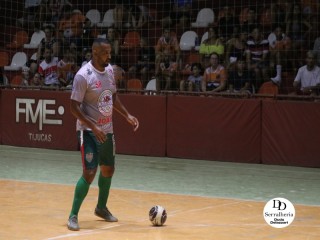 
<a style='margin-left: 5px;' class='btn btn-xs btn-social btn-facebook' href='https://www.facebook.com/sharer/sharer.php?u=https://www.boladovale.com.br/imgs/800-800-90/conteudo/fotos/1754/img0695.jpg' rel='popup' data-width='500' data-height='400'><i class='fa fa-facebook'></i>Compartilhar <span class='hidden-xs'>no Facebook</span>
</a> 
<a class='btn btn-default btn-xs' target='_blank' href='imgs/800-800-90/conteudo/fotos/1754/img0695.jpg'>
<span class='glyphicon glyphicon-cloud-download'></span> Salvar
</a> 
<span></span>