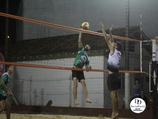 
<a style='margin-left: 5px;' class='btn btn-xs btn-social btn-facebook' href='https://www.facebook.com/sharer/sharer.php?u=https://www.boladovale.com.br/imgs/800-800-90/conteudo/fotos/1755/img0525.jpg' rel='popup' data-width='500' data-height='400'><i class='fa fa-facebook'></i>Compartilhar <span class='hidden-xs'>no Facebook</span>
</a> 
<a class='btn btn-default btn-xs' target='_blank' href='imgs/800-800-90/conteudo/fotos/1755/img0525.jpg'>
<span class='glyphicon glyphicon-cloud-download'></span> Salvar
</a> 
<span></span>