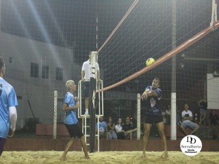 
<a style='margin-left: 5px;' class='btn btn-xs btn-social btn-facebook' href='https://www.facebook.com/sharer/sharer.php?u=https://www.boladovale.com.br/imgs/800-800-90/conteudo/fotos/1755/img0595.jpg' rel='popup' data-width='500' data-height='400'><i class='fa fa-facebook'></i>Compartilhar <span class='hidden-xs'>no Facebook</span>
</a> 
<a class='btn btn-default btn-xs' target='_blank' href='imgs/800-800-90/conteudo/fotos/1755/img0595.jpg'>
<span class='glyphicon glyphicon-cloud-download'></span> Salvar
</a> 
<span></span>