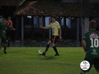 
<a style='margin-left: 5px;' class='btn btn-xs btn-social btn-facebook' href='https://www.facebook.com/sharer/sharer.php?u=https://www.boladovale.com.br/imgs/800-800-90/conteudo/fotos/1756/img0653.jpg' rel='popup' data-width='500' data-height='400'><i class='fa fa-facebook'></i>Compartilhar <span class='hidden-xs'>no Facebook</span>
</a> 
<a class='btn btn-default btn-xs' target='_blank' href='imgs/800-800-90/conteudo/fotos/1756/img0653.jpg'>
<span class='glyphicon glyphicon-cloud-download'></span> Salvar
</a> 
<span></span>