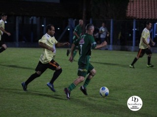 
<a style='margin-left: 5px;' class='btn btn-xs btn-social btn-facebook' href='https://www.facebook.com/sharer/sharer.php?u=https://www.boladovale.com.br/imgs/800-800-90/conteudo/fotos/1756/img0673.jpg' rel='popup' data-width='500' data-height='400'><i class='fa fa-facebook'></i>Compartilhar <span class='hidden-xs'>no Facebook</span>
</a> 
<a class='btn btn-default btn-xs' target='_blank' href='imgs/800-800-90/conteudo/fotos/1756/img0673.jpg'>
<span class='glyphicon glyphicon-cloud-download'></span> Salvar
</a> 
<span></span>