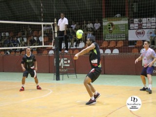 
<a style='margin-left: 5px;' class='btn btn-xs btn-social btn-facebook' href='https://www.facebook.com/sharer/sharer.php?u=https://www.boladovale.com.br/imgs/800-800-90/conteudo/fotos/1757/img0920.jpg' rel='popup' data-width='500' data-height='400'><i class='fa fa-facebook'></i>Compartilhar <span class='hidden-xs'>no Facebook</span>
</a> 
<a class='btn btn-default btn-xs' target='_blank' href='imgs/800-800-90/conteudo/fotos/1757/img0920.jpg'>
<span class='glyphicon glyphicon-cloud-download'></span> Salvar
</a> 
<span></span>