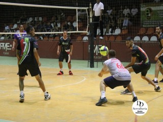 
<a style='margin-left: 5px;' class='btn btn-xs btn-social btn-facebook' href='https://www.facebook.com/sharer/sharer.php?u=https://www.boladovale.com.br/imgs/800-800-90/conteudo/fotos/1757/img0924.jpg' rel='popup' data-width='500' data-height='400'><i class='fa fa-facebook'></i>Compartilhar <span class='hidden-xs'>no Facebook</span>
</a> 
<a class='btn btn-default btn-xs' target='_blank' href='imgs/800-800-90/conteudo/fotos/1757/img0924.jpg'>
<span class='glyphicon glyphicon-cloud-download'></span> Salvar
</a> 
<span></span>