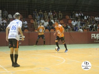 
<a style='margin-left: 5px;' class='btn btn-xs btn-social btn-facebook' href='https://www.facebook.com/sharer/sharer.php?u=https://www.boladovale.com.br/imgs/800-800-90/conteudo/fotos/1759/img0971.jpg' rel='popup' data-width='500' data-height='400'><i class='fa fa-facebook'></i>Compartilhar <span class='hidden-xs'>no Facebook</span>
</a> 
<a class='btn btn-default btn-xs' target='_blank' href='imgs/800-800-90/conteudo/fotos/1759/img0971.jpg'>
<span class='glyphicon glyphicon-cloud-download'></span> Salvar
</a> 
<span></span>