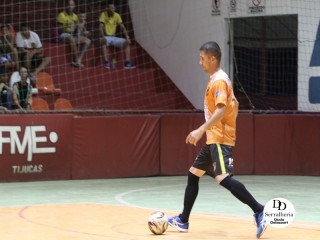 
<a style='margin-left: 5px;' class='btn btn-xs btn-social btn-facebook' href='https://www.facebook.com/sharer/sharer.php?u=https://www.boladovale.com.br/imgs/800-800-90/conteudo/fotos/1759/img1152.jpg' rel='popup' data-width='500' data-height='400'><i class='fa fa-facebook'></i>Compartilhar <span class='hidden-xs'>no Facebook</span>
</a> 
<a class='btn btn-default btn-xs' target='_blank' href='imgs/800-800-90/conteudo/fotos/1759/img1152.jpg'>
<span class='glyphicon glyphicon-cloud-download'></span> Salvar
</a> 
<span></span>