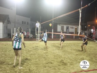 
<a style='margin-left: 5px;' class='btn btn-xs btn-social btn-facebook' href='https://www.facebook.com/sharer/sharer.php?u=https://www.boladovale.com.br/imgs/800-800-90/conteudo/fotos/1762/img0927.jpg' rel='popup' data-width='500' data-height='400'><i class='fa fa-facebook'></i>Compartilhar <span class='hidden-xs'>no Facebook</span>
</a> 
<a class='btn btn-default btn-xs' target='_blank' href='imgs/800-800-90/conteudo/fotos/1762/img0927.jpg'>
<span class='glyphicon glyphicon-cloud-download'></span> Salvar
</a> 
<span></span>