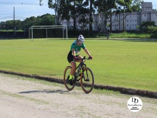 
<a style='margin-left: 5px;' class='btn btn-xs btn-social btn-facebook' href='https://www.facebook.com/sharer/sharer.php?u=https://www.boladovale.com.br/imgs/800-800-90/conteudo/fotos/1763/img1440.jpg' rel='popup' data-width='500' data-height='400'><i class='fa fa-facebook'></i>Compartilhar <span class='hidden-xs'>no Facebook</span>
</a> 
<a class='btn btn-default btn-xs' target='_blank' href='imgs/800-800-90/conteudo/fotos/1763/img1440.jpg'>
<span class='glyphicon glyphicon-cloud-download'></span> Salvar
</a> 
<span></span>