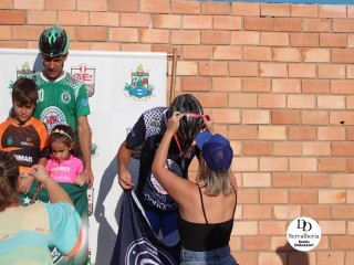 
<a style='margin-left: 5px;' class='btn btn-xs btn-social btn-facebook' href='https://www.facebook.com/sharer/sharer.php?u=https://www.boladovale.com.br/imgs/800-800-90/conteudo/fotos/1764/img1592.jpg' rel='popup' data-width='500' data-height='400'><i class='fa fa-facebook'></i>Compartilhar <span class='hidden-xs'>no Facebook</span>
</a> 
<a class='btn btn-default btn-xs' target='_blank' href='imgs/800-800-90/conteudo/fotos/1764/img1592.jpg'>
<span class='glyphicon glyphicon-cloud-download'></span> Salvar
</a> 
<span></span>
