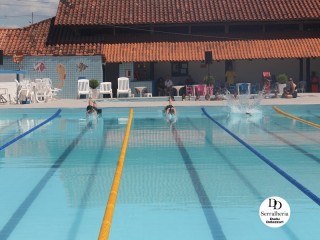 
<a style='margin-left: 5px;' class='btn btn-xs btn-social btn-facebook' href='https://www.facebook.com/sharer/sharer.php?u=https://www.boladovale.com.br/imgs/800-800-90/conteudo/fotos/1765/img1004.jpg' rel='popup' data-width='500' data-height='400'><i class='fa fa-facebook'></i>Compartilhar <span class='hidden-xs'>no Facebook</span>
</a> 
<a class='btn btn-default btn-xs' target='_blank' href='imgs/800-800-90/conteudo/fotos/1765/img1004.jpg'>
<span class='glyphicon glyphicon-cloud-download'></span> Salvar
</a> 
<span></span>