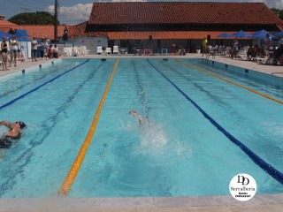 
<a style='margin-left: 5px;' class='btn btn-xs btn-social btn-facebook' href='https://www.facebook.com/sharer/sharer.php?u=https://www.boladovale.com.br/imgs/800-800-90/conteudo/fotos/1765/img1032.jpg' rel='popup' data-width='500' data-height='400'><i class='fa fa-facebook'></i>Compartilhar <span class='hidden-xs'>no Facebook</span>
</a> 
<a class='btn btn-default btn-xs' target='_blank' href='imgs/800-800-90/conteudo/fotos/1765/img1032.jpg'>
<span class='glyphicon glyphicon-cloud-download'></span> Salvar
</a> 
<span></span>