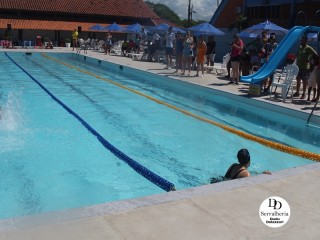 
<a style='margin-left: 5px;' class='btn btn-xs btn-social btn-facebook' href='https://www.facebook.com/sharer/sharer.php?u=https://www.boladovale.com.br/imgs/800-800-90/conteudo/fotos/1765/img1033.jpg' rel='popup' data-width='500' data-height='400'><i class='fa fa-facebook'></i>Compartilhar <span class='hidden-xs'>no Facebook</span>
</a> 
<a class='btn btn-default btn-xs' target='_blank' href='imgs/800-800-90/conteudo/fotos/1765/img1033.jpg'>
<span class='glyphicon glyphicon-cloud-download'></span> Salvar
</a> 
<span></span>
