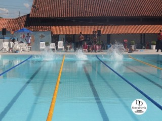 
<a style='margin-left: 5px;' class='btn btn-xs btn-social btn-facebook' href='https://www.facebook.com/sharer/sharer.php?u=https://www.boladovale.com.br/imgs/800-800-90/conteudo/fotos/1765/img1246.jpg' rel='popup' data-width='500' data-height='400'><i class='fa fa-facebook'></i>Compartilhar <span class='hidden-xs'>no Facebook</span>
</a> 
<a class='btn btn-default btn-xs' target='_blank' href='imgs/800-800-90/conteudo/fotos/1765/img1246.jpg'>
<span class='glyphicon glyphicon-cloud-download'></span> Salvar
</a> 
<span></span>