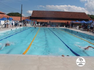 
<a style='margin-left: 5px;' class='btn btn-xs btn-social btn-facebook' href='https://www.facebook.com/sharer/sharer.php?u=https://www.boladovale.com.br/imgs/800-800-90/conteudo/fotos/1765/img1345.jpg' rel='popup' data-width='500' data-height='400'><i class='fa fa-facebook'></i>Compartilhar <span class='hidden-xs'>no Facebook</span>
</a> 
<a class='btn btn-default btn-xs' target='_blank' href='imgs/800-800-90/conteudo/fotos/1765/img1345.jpg'>
<span class='glyphicon glyphicon-cloud-download'></span> Salvar
</a> 
<span></span>