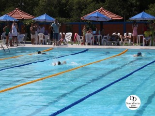 
<a style='margin-left: 5px;' class='btn btn-xs btn-social btn-facebook' href='https://www.facebook.com/sharer/sharer.php?u=https://www.boladovale.com.br/imgs/800-800-90/conteudo/fotos/1765/img1438-26.jpg' rel='popup' data-width='500' data-height='400'><i class='fa fa-facebook'></i>Compartilhar <span class='hidden-xs'>no Facebook</span>
</a> 
<a class='btn btn-default btn-xs' target='_blank' href='imgs/800-800-90/conteudo/fotos/1765/img1438-26.jpg'>
<span class='glyphicon glyphicon-cloud-download'></span> Salvar
</a> 
<span></span>