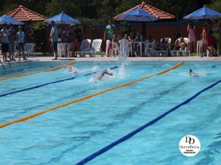 
<a style='margin-left: 5px;' class='btn btn-xs btn-social btn-facebook' href='https://www.facebook.com/sharer/sharer.php?u=https://www.boladovale.com.br/imgs/800-800-90/conteudo/fotos/1765/img1438-92.jpg' rel='popup' data-width='500' data-height='400'><i class='fa fa-facebook'></i>Compartilhar <span class='hidden-xs'>no Facebook</span>
</a> 
<a class='btn btn-default btn-xs' target='_blank' href='imgs/800-800-90/conteudo/fotos/1765/img1438-92.jpg'>
<span class='glyphicon glyphicon-cloud-download'></span> Salvar
</a> 
<span></span>