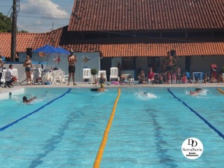 
<a style='margin-left: 5px;' class='btn btn-xs btn-social btn-facebook' href='https://www.facebook.com/sharer/sharer.php?u=https://www.boladovale.com.br/imgs/800-800-90/conteudo/fotos/1765/img1438.jpg' rel='popup' data-width='500' data-height='400'><i class='fa fa-facebook'></i>Compartilhar <span class='hidden-xs'>no Facebook</span>
</a> 
<a class='btn btn-default btn-xs' target='_blank' href='imgs/800-800-90/conteudo/fotos/1765/img1438.jpg'>
<span class='glyphicon glyphicon-cloud-download'></span> Salvar
</a> 
<span></span>