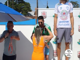 
<a style='margin-left: 5px;' class='btn btn-xs btn-social btn-facebook' href='https://www.facebook.com/sharer/sharer.php?u=https://www.boladovale.com.br/imgs/800-800-90/conteudo/fotos/1766/img1438-123.jpg' rel='popup' data-width='500' data-height='400'><i class='fa fa-facebook'></i>Compartilhar <span class='hidden-xs'>no Facebook</span>
</a> 
<a class='btn btn-default btn-xs' target='_blank' href='imgs/800-800-90/conteudo/fotos/1766/img1438-123.jpg'>
<span class='glyphicon glyphicon-cloud-download'></span> Salvar
</a> 
<span></span>