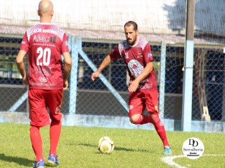 
<a style='margin-left: 5px;' class='btn btn-xs btn-social btn-facebook' href='https://www.facebook.com/sharer/sharer.php?u=https://www.boladovale.com.br/imgs/800-800-90/conteudo/fotos/1767/img1457.jpg' rel='popup' data-width='500' data-height='400'><i class='fa fa-facebook'></i>Compartilhar <span class='hidden-xs'>no Facebook</span>
</a> 
<a class='btn btn-default btn-xs' target='_blank' href='imgs/800-800-90/conteudo/fotos/1767/img1457.jpg'>
<span class='glyphicon glyphicon-cloud-download'></span> Salvar
</a> 
<span></span>