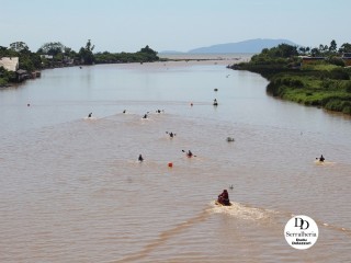 
<a style='margin-left: 5px;' class='btn btn-xs btn-social btn-facebook' href='https://www.facebook.com/sharer/sharer.php?u=https://www.boladovale.com.br/imgs/800-800-90/conteudo/fotos/1768/img1782.jpg' rel='popup' data-width='500' data-height='400'><i class='fa fa-facebook'></i>Compartilhar <span class='hidden-xs'>no Facebook</span>
</a> 
<a class='btn btn-default btn-xs' target='_blank' href='imgs/800-800-90/conteudo/fotos/1768/img1782.jpg'>
<span class='glyphicon glyphicon-cloud-download'></span> Salvar
</a> 
<span></span>