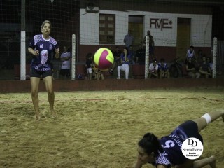 
<a style='margin-left: 5px;' class='btn btn-xs btn-social btn-facebook' href='https://www.facebook.com/sharer/sharer.php?u=https://www.boladovale.com.br/imgs/800-800-90/conteudo/fotos/1773/img1908.jpg' rel='popup' data-width='500' data-height='400'><i class='fa fa-facebook'></i>Compartilhar <span class='hidden-xs'>no Facebook</span>
</a> 
<a class='btn btn-default btn-xs' target='_blank' href='imgs/800-800-90/conteudo/fotos/1773/img1908.jpg'>
<span class='glyphicon glyphicon-cloud-download'></span> Salvar
</a> 
<span></span>