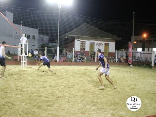 
<a style='margin-left: 5px;' class='btn btn-xs btn-social btn-facebook' href='https://www.facebook.com/sharer/sharer.php?u=https://www.boladovale.com.br/imgs/800-800-90/conteudo/fotos/1773/img2070.jpg' rel='popup' data-width='500' data-height='400'><i class='fa fa-facebook'></i>Compartilhar <span class='hidden-xs'>no Facebook</span>
</a> 
<a class='btn btn-default btn-xs' target='_blank' href='imgs/800-800-90/conteudo/fotos/1773/img2070.jpg'>
<span class='glyphicon glyphicon-cloud-download'></span> Salvar
</a> 
<span></span>