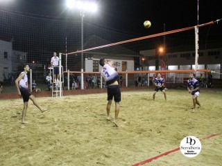 
<a style='margin-left: 5px;' class='btn btn-xs btn-social btn-facebook' href='https://www.facebook.com/sharer/sharer.php?u=https://www.boladovale.com.br/imgs/800-800-90/conteudo/fotos/1773/img2079.jpg' rel='popup' data-width='500' data-height='400'><i class='fa fa-facebook'></i>Compartilhar <span class='hidden-xs'>no Facebook</span>
</a> 
<a class='btn btn-default btn-xs' target='_blank' href='imgs/800-800-90/conteudo/fotos/1773/img2079.jpg'>
<span class='glyphicon glyphicon-cloud-download'></span> Salvar
</a> 
<span></span>