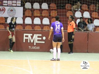 
<a style='margin-left: 5px;' class='btn btn-xs btn-social btn-facebook' href='https://www.facebook.com/sharer/sharer.php?u=https://www.boladovale.com.br/imgs/800-800-90/conteudo/fotos/1774/img2325.jpg' rel='popup' data-width='500' data-height='400'><i class='fa fa-facebook'></i>Compartilhar <span class='hidden-xs'>no Facebook</span>
</a> 
<a class='btn btn-default btn-xs' target='_blank' href='imgs/800-800-90/conteudo/fotos/1774/img2325.jpg'>
<span class='glyphicon glyphicon-cloud-download'></span> Salvar
</a> 
<span></span>