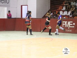
<a style='margin-left: 5px;' class='btn btn-xs btn-social btn-facebook' href='https://www.facebook.com/sharer/sharer.php?u=https://www.boladovale.com.br/imgs/800-800-90/conteudo/fotos/1774/img2354.jpg' rel='popup' data-width='500' data-height='400'><i class='fa fa-facebook'></i>Compartilhar <span class='hidden-xs'>no Facebook</span>
</a> 
<a class='btn btn-default btn-xs' target='_blank' href='imgs/800-800-90/conteudo/fotos/1774/img2354.jpg'>
<span class='glyphicon glyphicon-cloud-download'></span> Salvar
</a> 
<span></span>