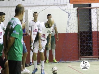 
<a style='margin-left: 5px;' class='btn btn-xs btn-social btn-facebook' href='https://www.facebook.com/sharer/sharer.php?u=https://www.boladovale.com.br/imgs/800-800-90/conteudo/fotos/1775/img2377.jpg' rel='popup' data-width='500' data-height='400'><i class='fa fa-facebook'></i>Compartilhar <span class='hidden-xs'>no Facebook</span>
</a> 
<a class='btn btn-default btn-xs' target='_blank' href='imgs/800-800-90/conteudo/fotos/1775/img2377.jpg'>
<span class='glyphicon glyphicon-cloud-download'></span> Salvar
</a> 
<span></span>