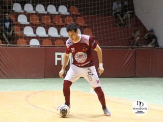 
<a style='margin-left: 5px;' class='btn btn-xs btn-social btn-facebook' href='https://www.facebook.com/sharer/sharer.php?u=https://www.boladovale.com.br/imgs/800-800-90/conteudo/fotos/1776/img2469.jpg' rel='popup' data-width='500' data-height='400'><i class='fa fa-facebook'></i>Compartilhar <span class='hidden-xs'>no Facebook</span>
</a> 
<a class='btn btn-default btn-xs' target='_blank' href='imgs/800-800-90/conteudo/fotos/1776/img2469.jpg'>
<span class='glyphicon glyphicon-cloud-download'></span> Salvar
</a> 
<span></span>