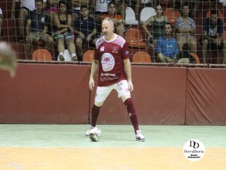 
<a style='margin-left: 5px;' class='btn btn-xs btn-social btn-facebook' href='https://www.facebook.com/sharer/sharer.php?u=https://www.boladovale.com.br/imgs/800-800-90/conteudo/fotos/1776/img2481.jpg' rel='popup' data-width='500' data-height='400'><i class='fa fa-facebook'></i>Compartilhar <span class='hidden-xs'>no Facebook</span>
</a> 
<a class='btn btn-default btn-xs' target='_blank' href='imgs/800-800-90/conteudo/fotos/1776/img2481.jpg'>
<span class='glyphicon glyphicon-cloud-download'></span> Salvar
</a> 
<span></span>