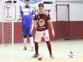 
<a style='margin-left: 5px;' class='btn btn-xs btn-social btn-facebook' href='https://www.facebook.com/sharer/sharer.php?u=https://www.boladovale.com.br/imgs/800-800-90/conteudo/fotos/1776/img2511.jpg' rel='popup' data-width='500' data-height='400'><i class='fa fa-facebook'></i>Compartilhar <span class='hidden-xs'>no Facebook</span>
</a> 
<a class='btn btn-default btn-xs' target='_blank' href='imgs/800-800-90/conteudo/fotos/1776/img2511.jpg'>
<span class='glyphicon glyphicon-cloud-download'></span> Salvar
</a> 
<span></span>