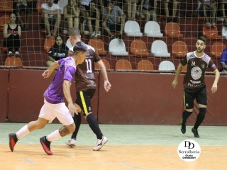 
<a style='margin-left: 5px;' class='btn btn-xs btn-social btn-facebook' href='https://www.facebook.com/sharer/sharer.php?u=https://www.boladovale.com.br/imgs/800-800-90/conteudo/fotos/1778/img2597.jpg' rel='popup' data-width='500' data-height='400'><i class='fa fa-facebook'></i>Compartilhar <span class='hidden-xs'>no Facebook</span>
</a> 
<a class='btn btn-default btn-xs' target='_blank' href='imgs/800-800-90/conteudo/fotos/1778/img2597.jpg'>
<span class='glyphicon glyphicon-cloud-download'></span> Salvar
</a> 
<span></span>