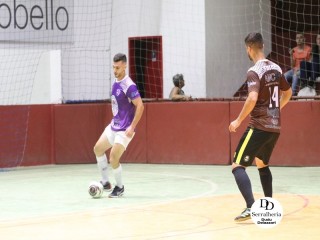 
<a style='margin-left: 5px;' class='btn btn-xs btn-social btn-facebook' href='https://www.facebook.com/sharer/sharer.php?u=https://www.boladovale.com.br/imgs/800-800-90/conteudo/fotos/1778/img2626.jpg' rel='popup' data-width='500' data-height='400'><i class='fa fa-facebook'></i>Compartilhar <span class='hidden-xs'>no Facebook</span>
</a> 
<a class='btn btn-default btn-xs' target='_blank' href='imgs/800-800-90/conteudo/fotos/1778/img2626.jpg'>
<span class='glyphicon glyphicon-cloud-download'></span> Salvar
</a> 
<span></span>