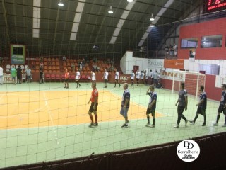 
<a style='margin-left: 5px;' class='btn btn-xs btn-social btn-facebook' href='https://www.facebook.com/sharer/sharer.php?u=https://www.boladovale.com.br/imgs/800-800-90/conteudo/fotos/1779/img1880.jpg' rel='popup' data-width='500' data-height='400'><i class='fa fa-facebook'></i>Compartilhar <span class='hidden-xs'>no Facebook</span>
</a> 
<a class='btn btn-default btn-xs' target='_blank' href='imgs/800-800-90/conteudo/fotos/1779/img1880.jpg'>
<span class='glyphicon glyphicon-cloud-download'></span> Salvar
</a> 
<span></span>